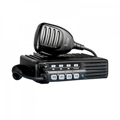 Radio Móvil Analógico en rango de frecuencia 400-470 MHz, 50 W de potencia de RF.  Incluye micrófono, cable de corriente y bracket.